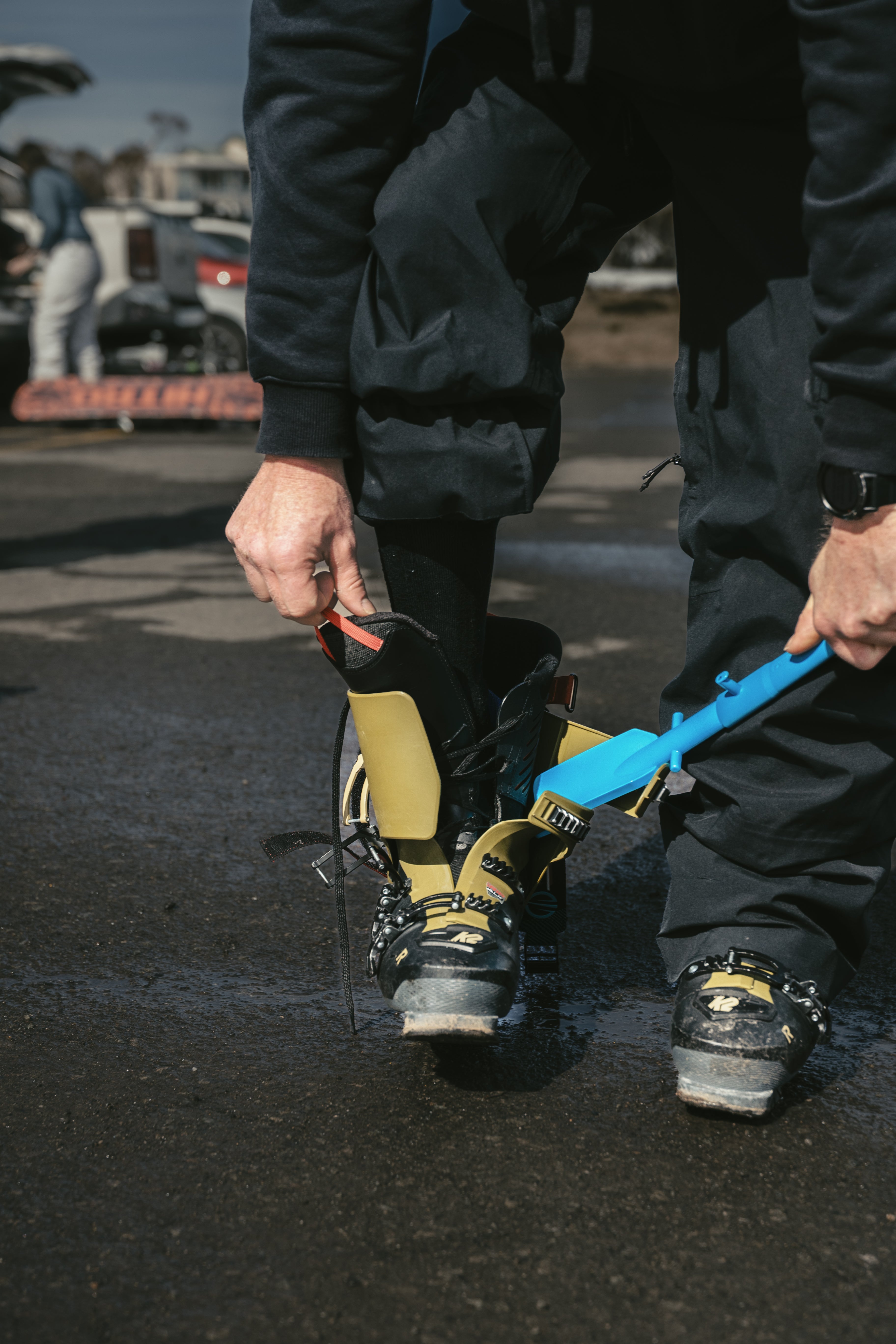 Shuvvie - Ski Boot Opening Tool